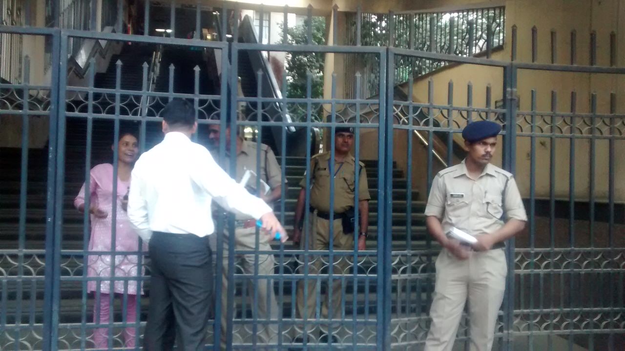 Police blocked Gate No. 2 of the metro station and asked to people to vacate it. 