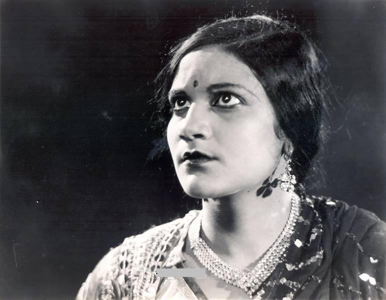 Pramela Old Actres Sex - From Esther Victoria Abraham To Pramila - The First Miss India |  #IndianWomenInHistory