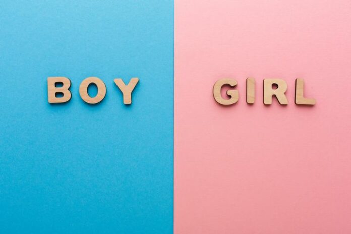 Parenting And Gender: We Must Do Away With The Blue & Pink Binary To Let Children Be