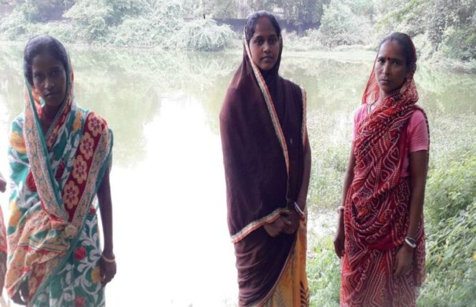In Jharkhand's Dhanbad, Women SHGs Become Mushroom Entrepreneurs & Fish Farmers