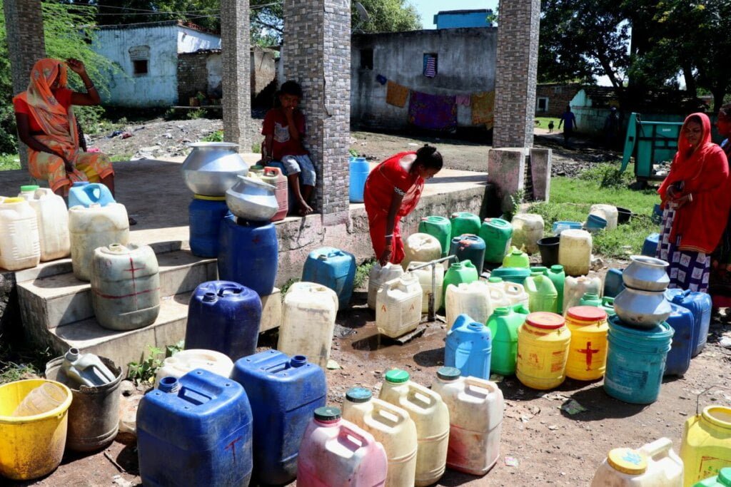 Xxx Video Hd Full Girl Jharkhand - Water Supply Remains A Pipe Dream For Women Of Jharkhand's Jharia |  Feminism in India