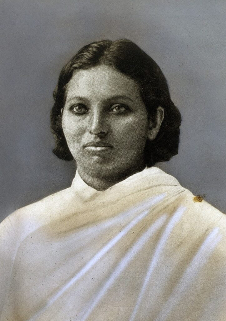 Pandita Ramabai posting for a photograph 