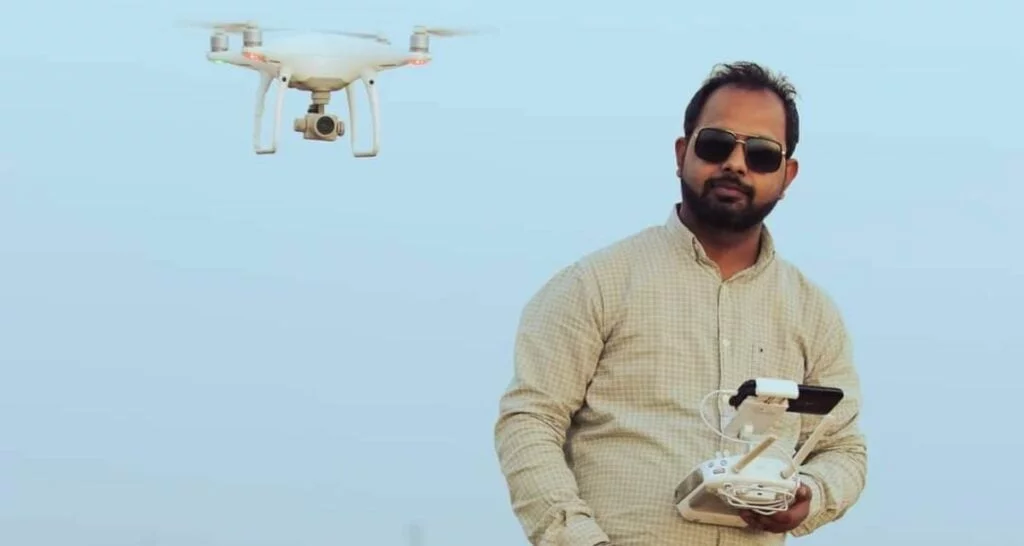 Chahat Balana doing drone photography in Hanumangarh